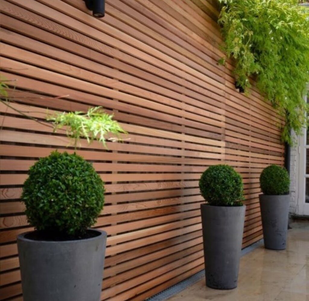 fencing company in London