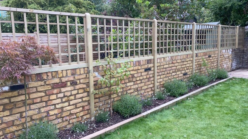 fencing company in Highbury n5